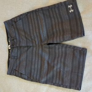 Boys Under Armour Amphibian shorts size 12